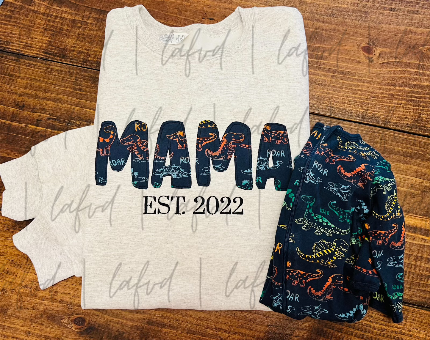 Baby Onesie Keepsake Mama Sweatshirt with Est Year